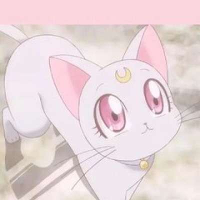 江煜/美少女战士粉红背景图