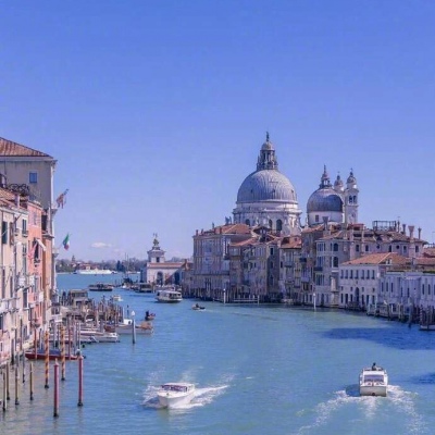 念七 蓝色系ins时尚背景