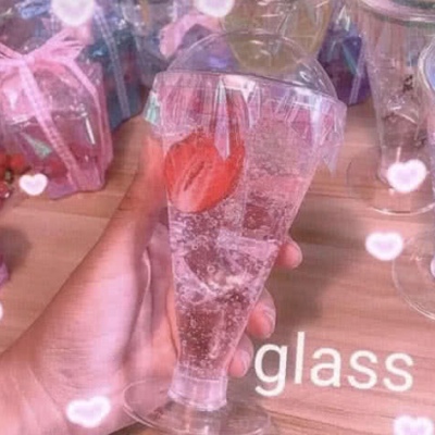 小梦/精致静物头像/喜欢  没有原因