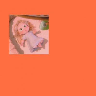 皆甜:橙色背景图/秋风吹渭水 落叶满长安