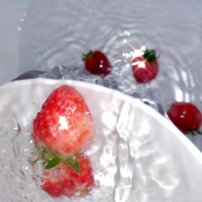 巫婆:背景图/当你放弃我的时候你就别打算我还会记得你