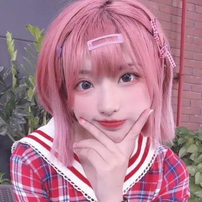 林弋「超可爱微信女生头像」今天的风好像在对我说“头给你扭掉”