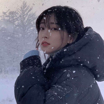 乔：精选可爱清新女头  天冷了记得早点回家