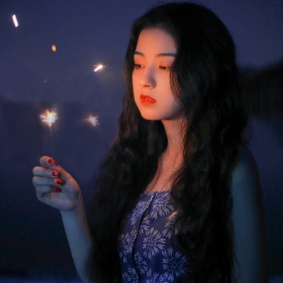 伤感女生头像_伤感女头像图片_伤感女头像大全