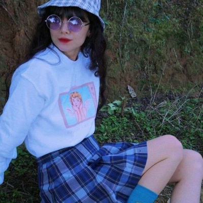 安琪拉:欧美女生头像