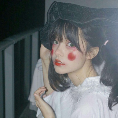 苓昀集♥vb.葵花妙飞鱼.｜芙蓉不及美人妆,水殿风来珠翠香.