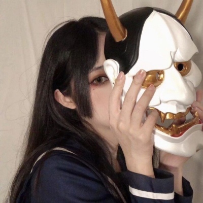 优质女不要像猫一样在风雨中长大，遇到点爱​就以为是家