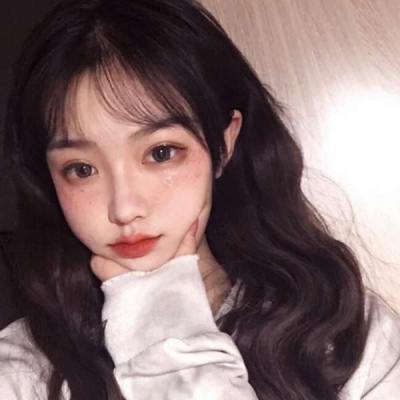 渐渐温柔克制朴素不问不怨不记.