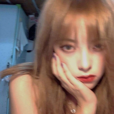 独二/高冷霸气带点原宿/女生头像