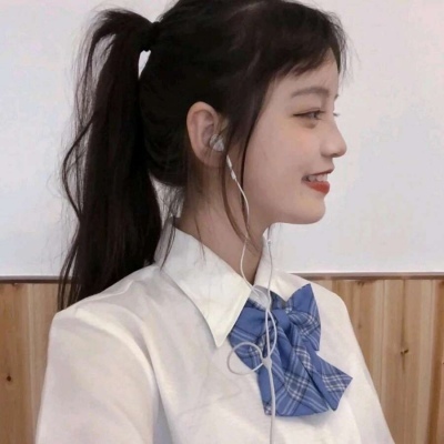 有点可爱又有点搞怪的女头（礼貌拿图⚠️）