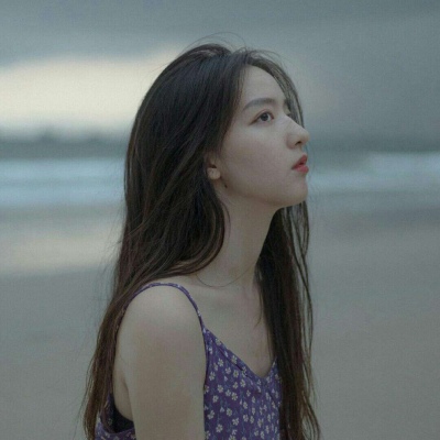 苓昀集♥vb.仲qiuqiu.｜名花倾国两相欢,常得君王带笑看.