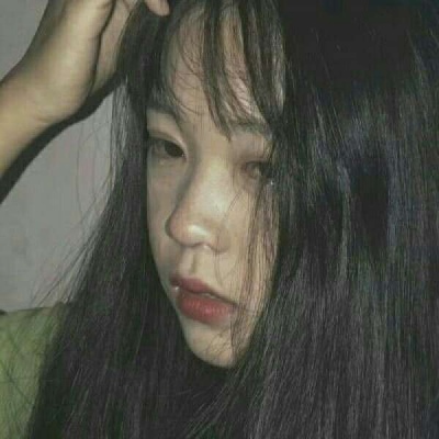 滤镜风女生头像  丧？