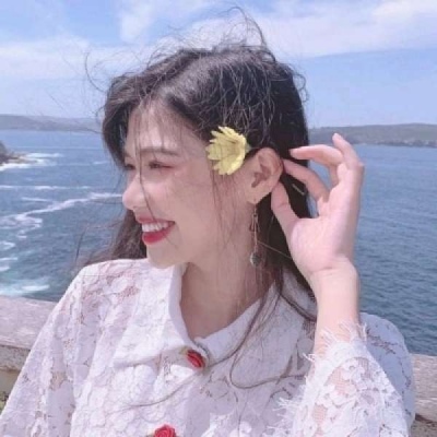 清新自然女生头像  momo