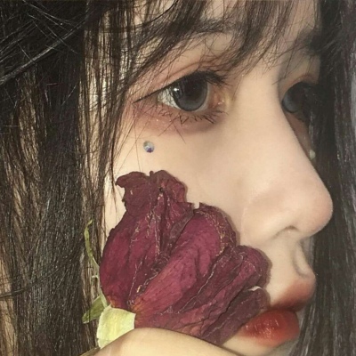 念七 脸部特点女生气质原宿风头像