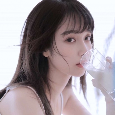 沈曦：小清新闺蜜头像 “你是人间失格偏偏指引山河”