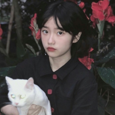 苏瓷:成熟少女女头（唯美 简单 文艺 成熟 高冷）