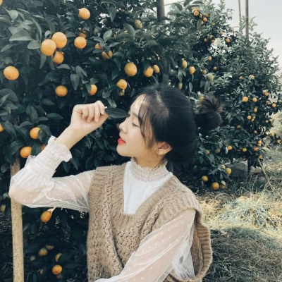 如果没有暖暖的怀抱 那就穿件厚厚的外套♡