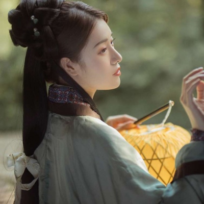 溺毙:意境唯美古风气质韵味优质女头.灯生阳燧火 尘散鲤鱼风