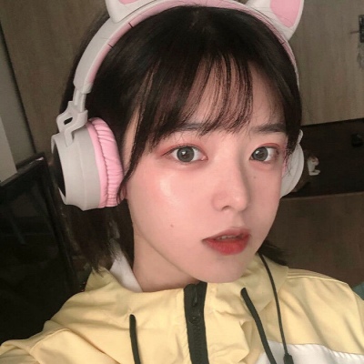 念七 优质成熟原宿风女生头像