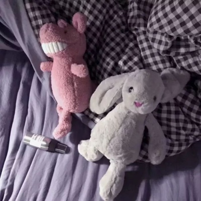 可爱玩偶背景图