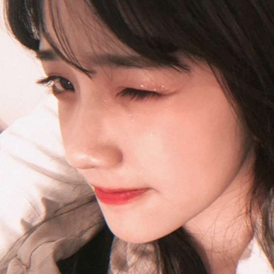 溺毙:可爱甜美少女风靓丽女头.想把星星揣兜里跑到远处送给你