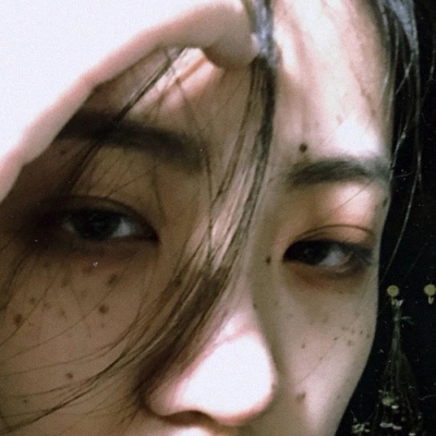 年紀轻轻坠入愛河  不成气候