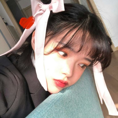 溺毙:可爱清新甜美少女风闺蜜女头.你未必出类拔萃  但你要与众不同.