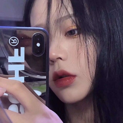 K.H/脸部头像：没有惊喜没有失落 只是自找难过