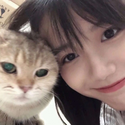 池俞子，可爱女生头像小朋友负责吃好喝好不烦恼.