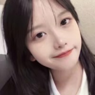 易叙 温柔女头/我的小朋友为什么要笑给别人看 ​​​