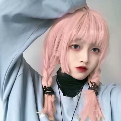 女生头像：你眼里有山河，她眼里有你