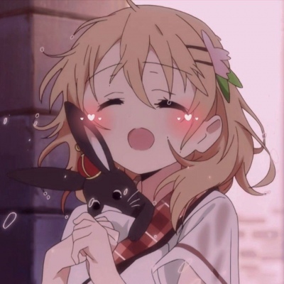 仙屿酱 动漫闺蜜头像 最近手头有点紧，想借你的手牵牵