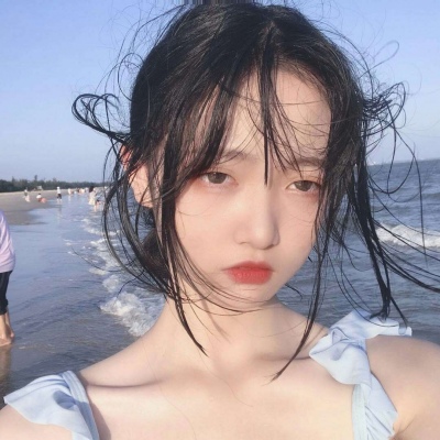 绾安#女生头像#遇见温柔的时候也会想要在里面躲一躲