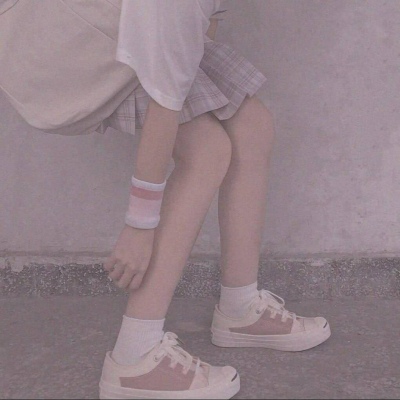 林弋  森系清新原宿头像/枪和玫瑰为你待命