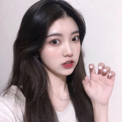 清新气质女生头像  想找一个如你一般的人