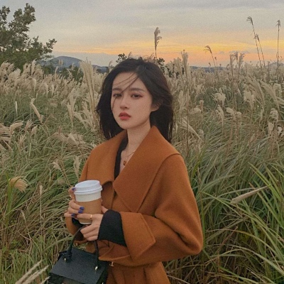 梦晚:伤感女头/愿喜欢?今夜还吹着风 想起你好温柔 ​??