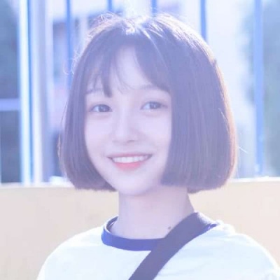 女生头像 我愿化作一条黎明的小河，为你装点出那迷人的春色