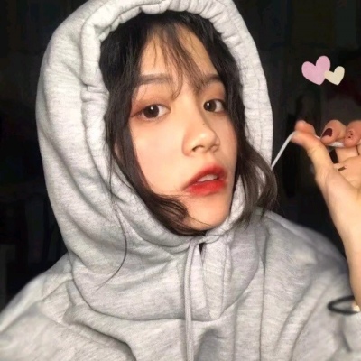 气质女生头像  世上所有的惊喜和好运，都是你长得好看所积累的|真人女生意境头像