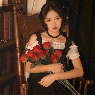 梦晚:复古女头/喜欢你 就像我的眼里只有你一样.♡?