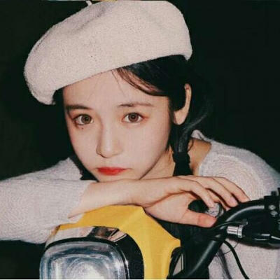 女生头像 希望你们天天开心✨