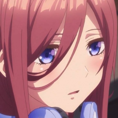 绾安#动漫头像#为你绾青丝三千 为你描眉画眼.