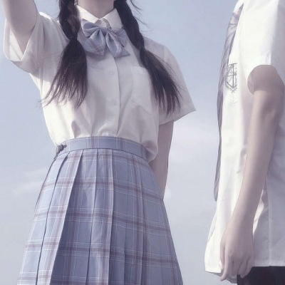 沈倦/我贪恋的人间烟火不偏不倚 全都是你/图源堆糖 奶一口