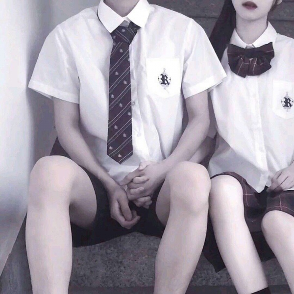 江奕/暖心恩爱甜蜜情头/万物皆苦，你明目张胆的偏爱是救赎