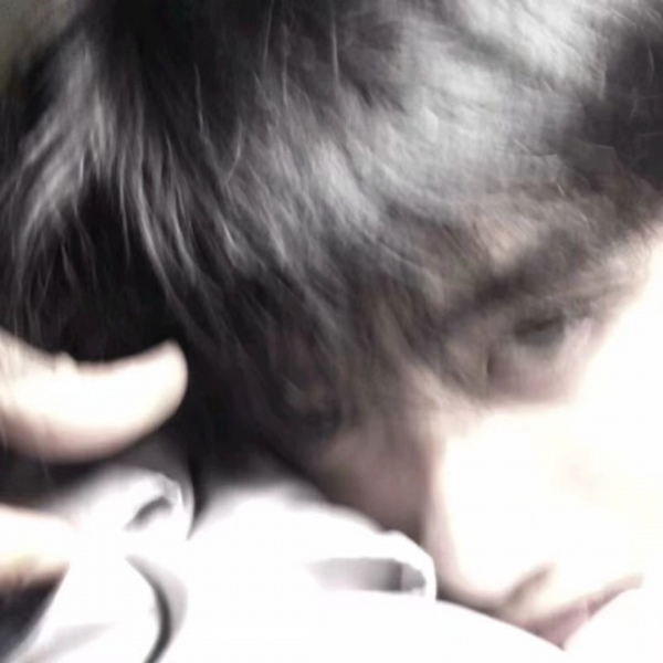 玩网近脸帅气兄弟男头/对你失望以后 才发现你那么普通.