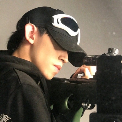 高冷帅哥拽傲娇型男生头像/奶酪