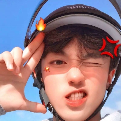 小哥哥吼o(≧v≦)o