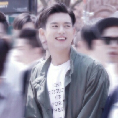 李现｜肖战｜王一博星河灿烂，不及你一笑♥