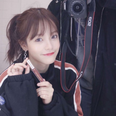 溺毙:一对两张时尚潮流真人情头.愿你今后所有的期望都不落空