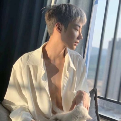 高冷霸气男生头像