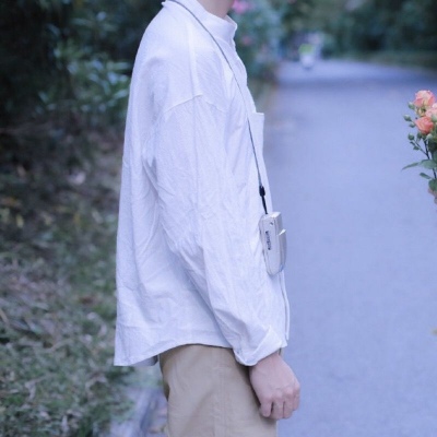 我不想喜欢一个身边全是女孩子的男生